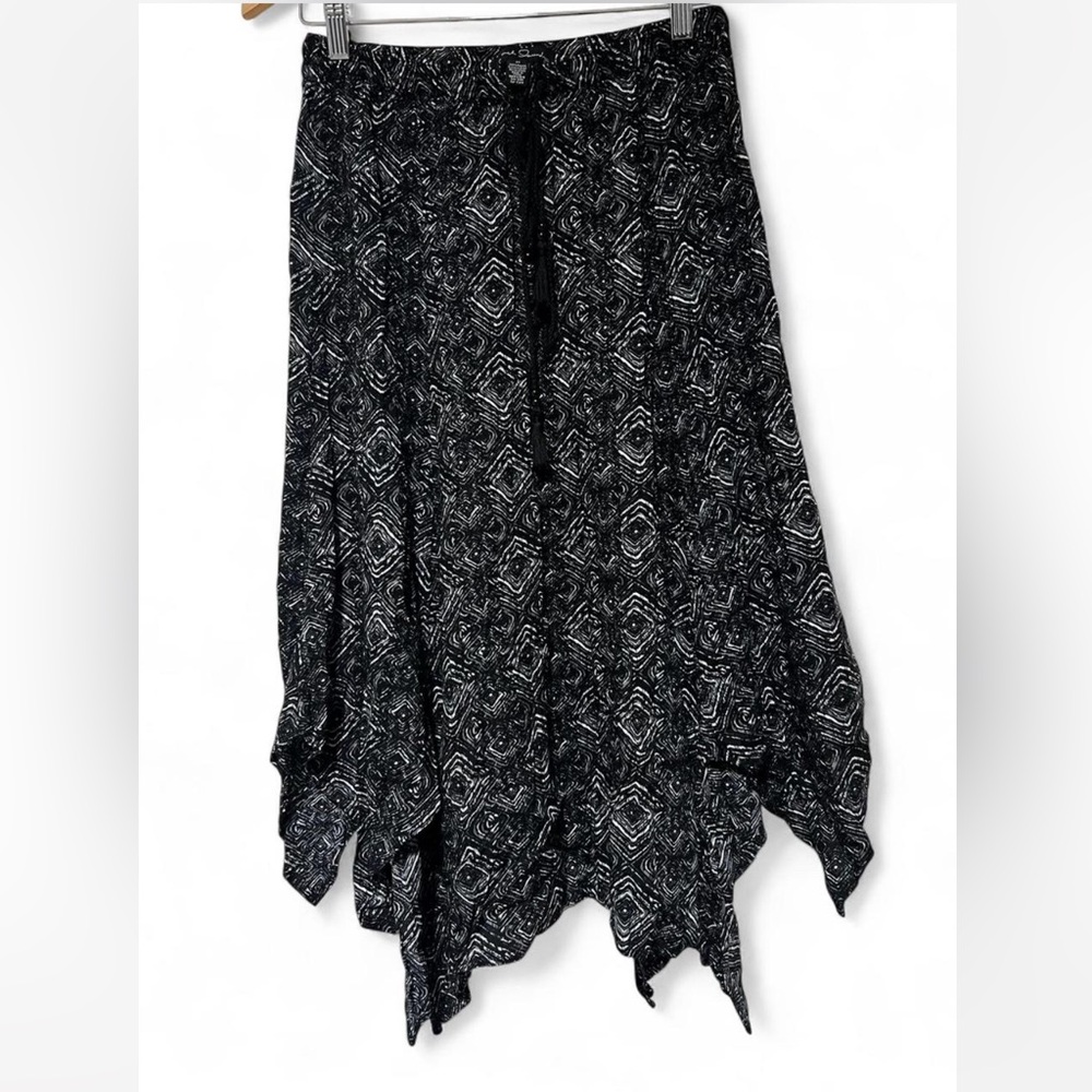 French Laundry Asymmetrical Black and White Skirt